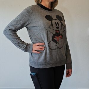 Women's Cute & Comfy Athletic Grey Mickey Mouse Disney Crewneck Sweatshirt Large